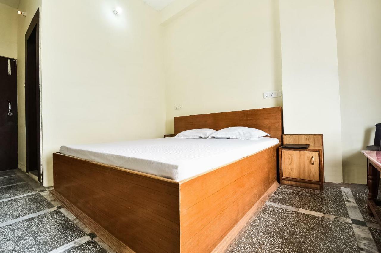 Hotel Lalit Palace Babina Luaran gambar