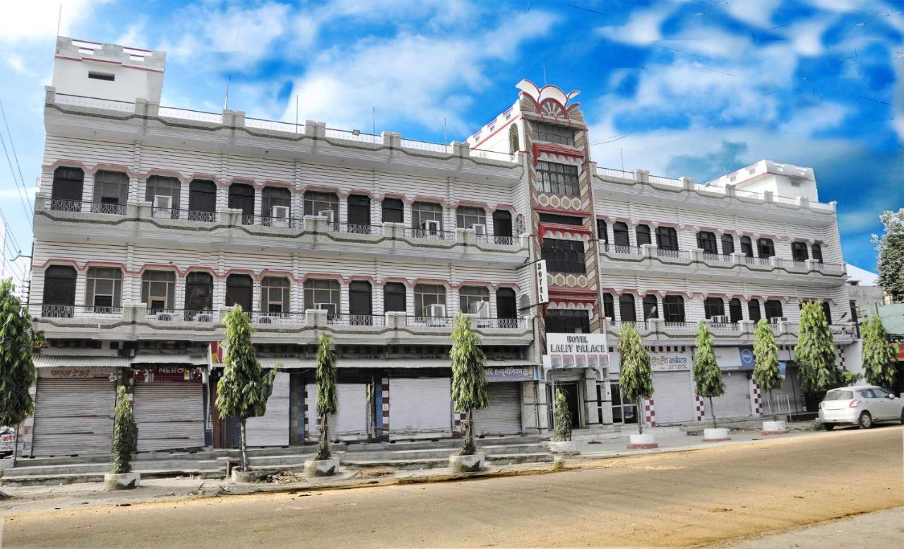 Hotel Lalit Palace Babina Luaran gambar